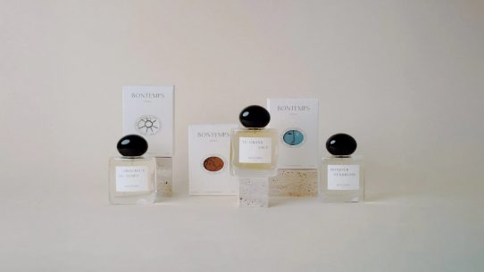 Trois parfums Bontemps Paris sur fond neutre